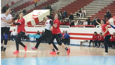 سيدات الزمالك يتعادلن أمام الأهلي (صور)