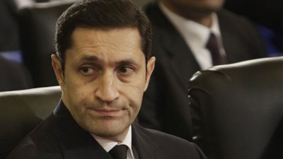 صاحب قرار.. علاء مبارك يتهكم على تصريحات مصطفى بكري بعد اتهام والده بأنه وراء 