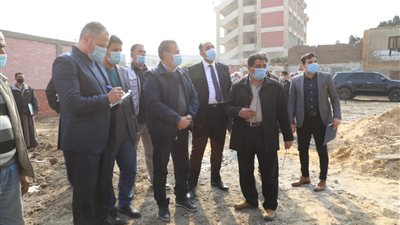محافظ المنوفية: جارٍ العمل بمشروعات صرف صحي بأشمون تكلفتها 317 مليون جنيه