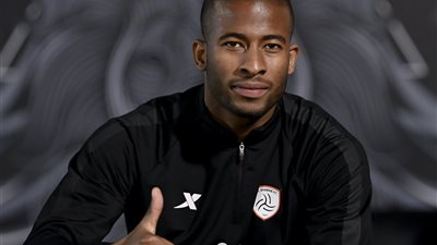 لاعب الشباب السعودي: حسين عبد الغني وصفني 