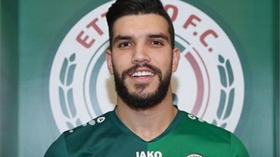 منتصف مارس..الاتفاق يسدد 200 ألف دولار للأهلي آخر دفعة من صفقة أزارو 