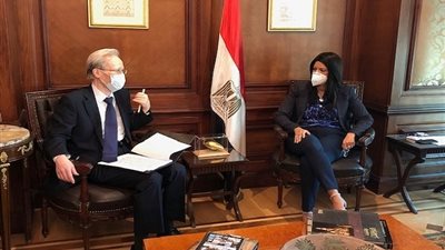 اليابان تدعم تطوير الكهرباء في مصر بـ240 مليون دولار