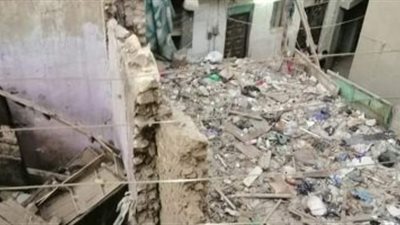 انتشال الجثة الثانية والأخيرة من تحت أنقاض عقار روض الفرج