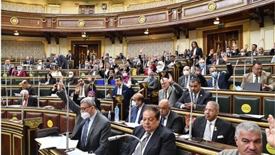 بعد ساعة من الانعقاد.. البرلمان يرفع جلسته إلى الأحد المقبل