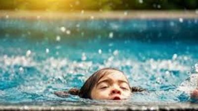 مصرع طفله غرقًا بترعة نيلية في المنشأة بسوهاج 