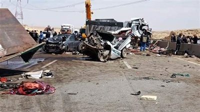 توقف جزئي بطريق الإسماعيلية الصحراوي إثر انقلاب سيارة نقل 