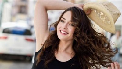 5 طرق سهلة لتتألقي بأسلوب الشارع.. تعرف عليهم