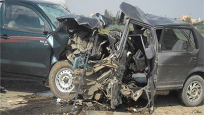 مصرع شخصين وإصابة 3 آخرين في حادث تصادم بالطريق الدائري بالمنيا 