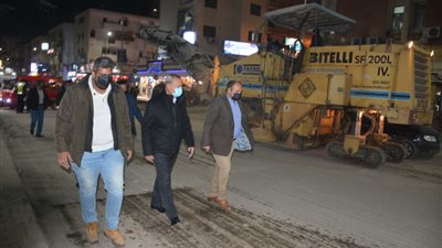 محافظ القليوبية يتفقد أعمال رصف شارع فريد ندا بتكلفة 38 مليون جنيه  