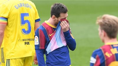 رقم سلبي جديد لبرشلونة عقب التعادل مع قادش