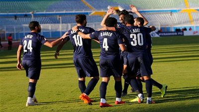 سعادة بين لاعبي بيراميدز  بعد الفوز على راسينج كلوب (فيديو)