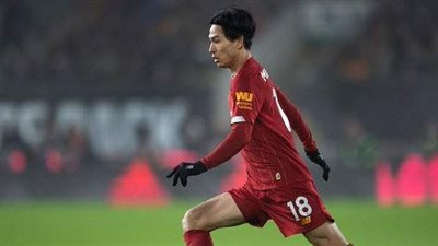 مينامينو سلاح ليفربول لضم أوكامبوس من إشبيلية