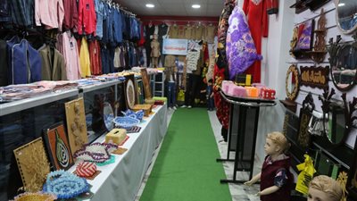 افتتاح منفذ بيع المدارس بإدارة شرق كفر الشيخ (صور)