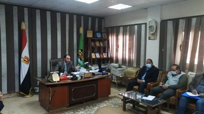 رئاسة أبشواي تُهيب بأصحاب الإعلانات واللافتات المُخالفة إلى سرعة تصحيح أوضاعهم والحصول على ترخيص (صور)