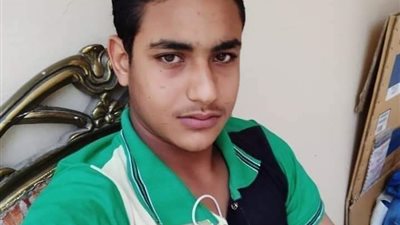 مصرع عامل صعقا بالكهرباء أثناء قيامه بتركيب مصباح كهربائي في سوهاج 