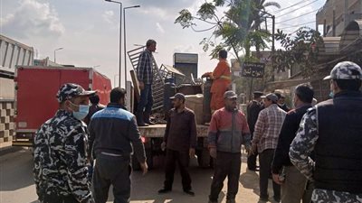 ضبط 254 مخالفة إشغال بمدينة كفر شكر (صور)