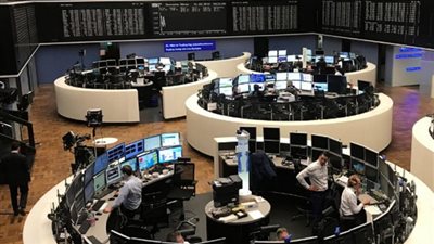 مكاسب محدودة للأسهم الأوربية بسبب مخاوف محتملة في التضخم