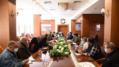 توفر 50% للمواطن خلال 3 أشهر.. تحويل 17 محطة للعمل بالغاز الطبيعي ببورسعيد