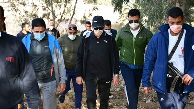 مساحته 42 فداناً .. وزير الرياضة في زيارة مفاجئة لمركز شباب القصر بالواحات البحرية