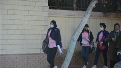 وسط إجراءات احترازية مكثفة.. انطلاق امتحانات الفصل الدراسي الأول ببورسعيد 