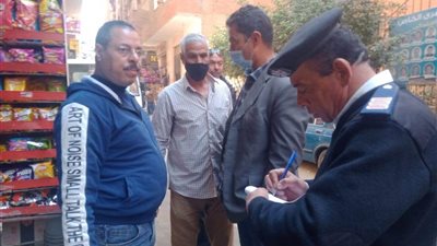 لتيسير حركة المرور.. رفع الإشغالات والباعة الجائلين بشوارع الخصوص