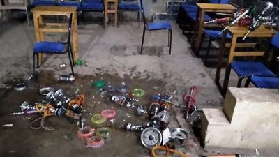 إعدام 62 شيشة خلال حملات ليلية على المقاهي بالبحيرة(صور)