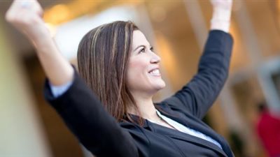 التمكين الاقتصادي للمرأة لتعزيز الجهود ضد فيروس كورونا 2021 ( فيديو)