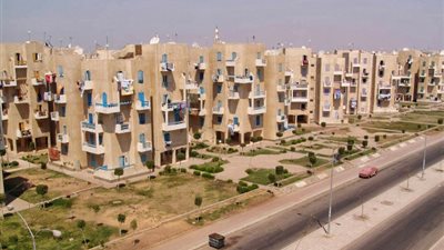 المالية: شركات العقارات تخضع لضريبة الأرباح التجارية بنسبة 22.5%