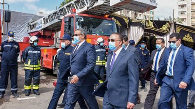 احتفالا باليوم العالمي للحماية المدنية.. محافظ الإسكندرية يعلن شراء أكبر سيارة إنقاذ في الوطن العربي