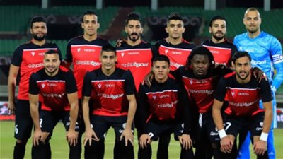 طلائع الجيش يُسجل الهدف الأول في شباك الأهلي