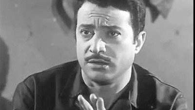 وصول أسرة يوسف شعبان إلى مقابر 6 أكتوبر