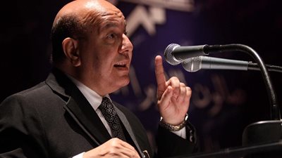 غدًا.. المسرح الصغير بالأوبرا يستضيف أمسية شعرية لأحمد تيمور