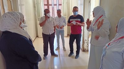 تمريض وحدة الكلى بمستشفى أبنوب يطالبون بإلغاء قرار الانتداب لـ