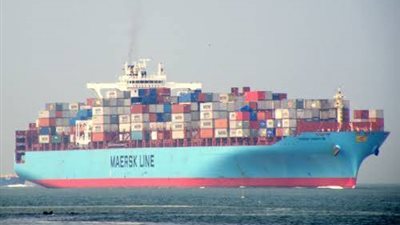 يبلغ طولها 300 متر .. ميناء الإسكندرية يستقبل أكبر سفينة تابعة لـ