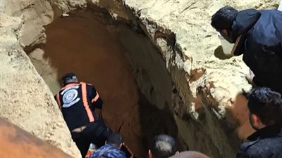 مصرع وإصابة 5 أشخاص إثر انهيار بئر صرف صحي بأسيوط (أسماء)