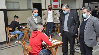 رئيس جامعة كفرالشيخ يوجه بتوفير سبل الرعاية للطلاب ذوي القدرات الخاصة (صور)