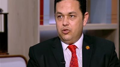 إصابة مستشار وزيرة الصحة بفيروس كورونا (صورة)