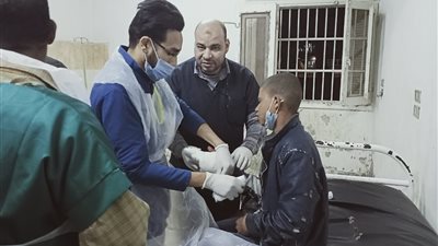 انقلاب ميكروباص على طريق 