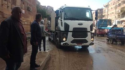 أمطار متوسطة على محافظة القليوبية.. والمحافظة ترفع حالة الطوارئ 