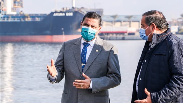 ميناء دمياط