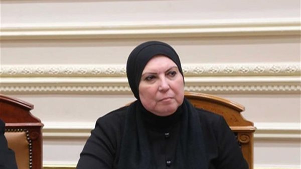 الدكتورة نيفين جامع