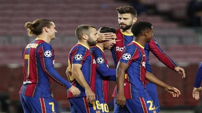 ميسي يقود هجوم برشلونة في مواجهة إشبيلية بنصف نهائي كأس ملك إسبانيا 