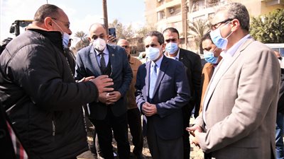 محافظ الغربية يتابع تنفيذ أعمال التطوير بقرى مركز ومدينة المحلة الكبرى (صور) 