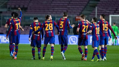 الشوط الأول.. برشلونة يتقدم بهدف أمام إشبيلية في كأس أسبانيا 