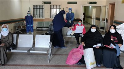 ارتفاع عدد حالات الشفاء من فيروس كورونا بمستشفى قفط التعليمي لـ139 متعافيًا (صور)