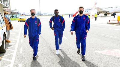 وصول بعثة برشلونة إلى بامبولنا لمواجهة أوساسونا