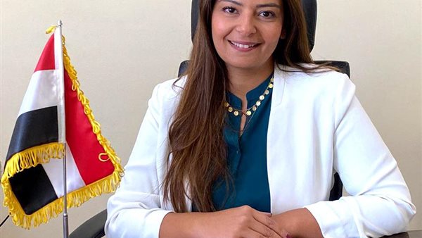 نيفين منصور مستشار