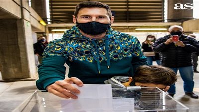 صحيفة أرجنتينية: تصويت ميسي في انتخابات برشلونة يُحدد مستقبله مع النادي