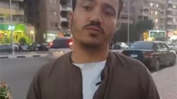 بائع الفاكهة الذي