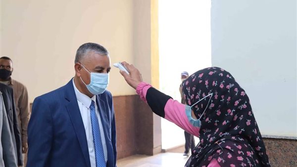 رئيس جامعة جنوب الوادي